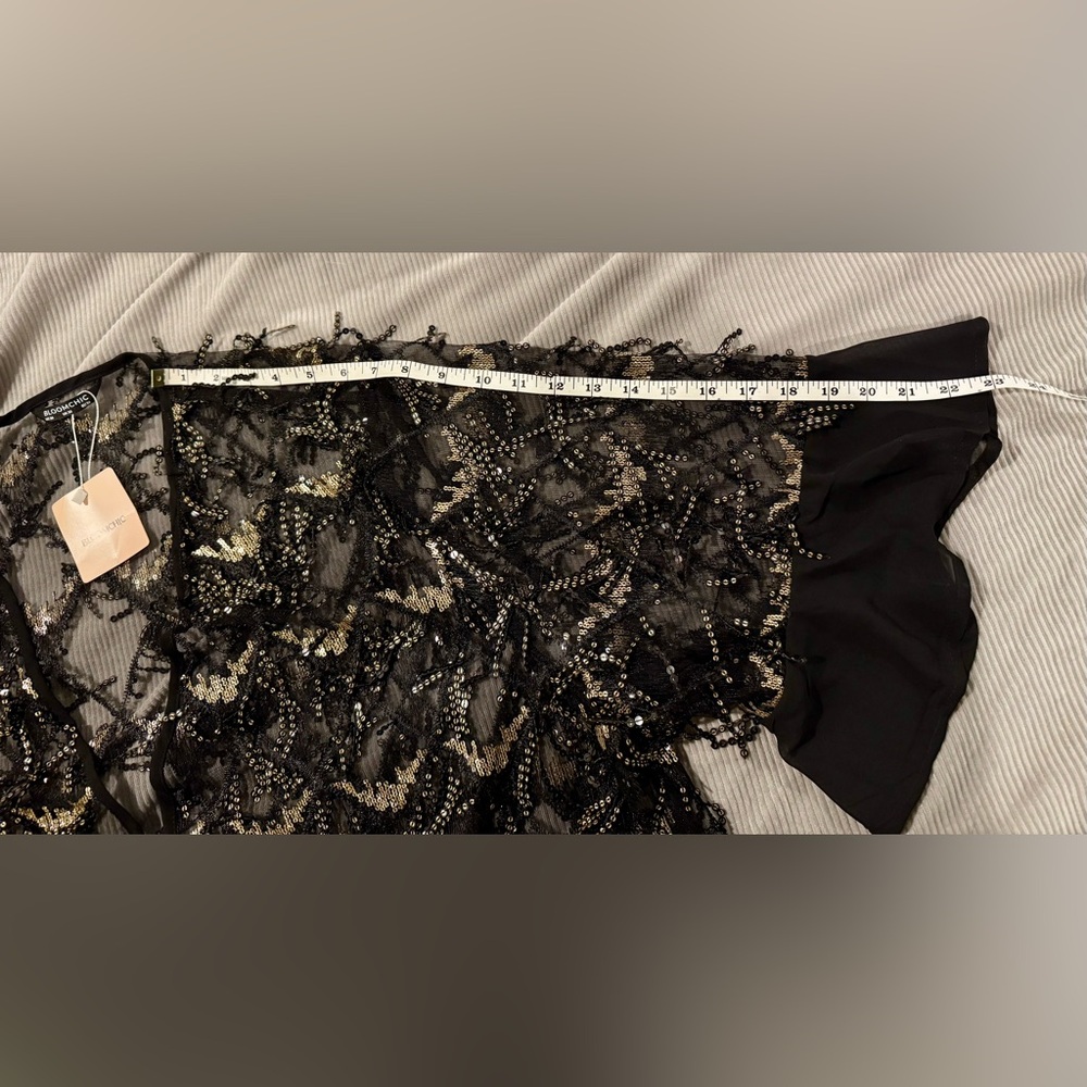 NWT BloomChic Sheer Black and Gold Sequined Duster - Picture 6 of 9